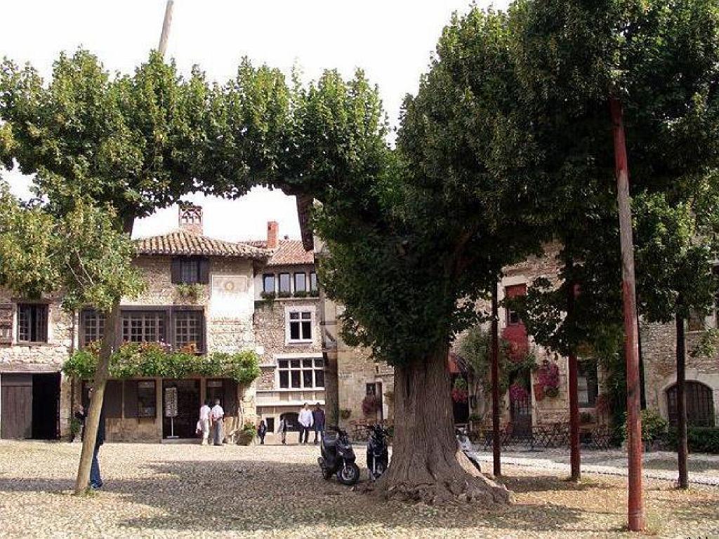 101 VOYAGE DANS L AIN 2016 - MUSEE DE PEROUGES 2_000045.jpg